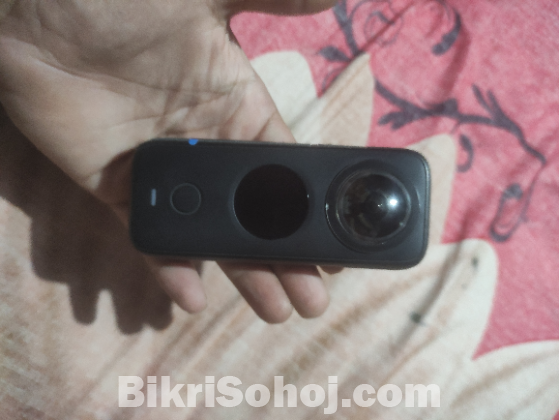 Insta360 One X2